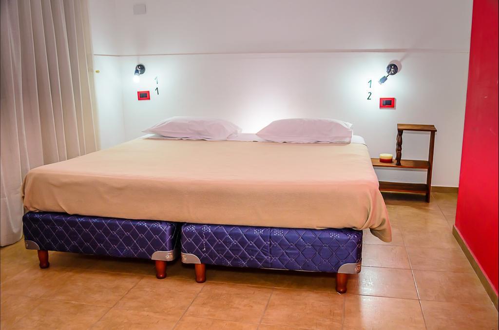 Antonieta Hostel San Rafael  Buitenkant foto